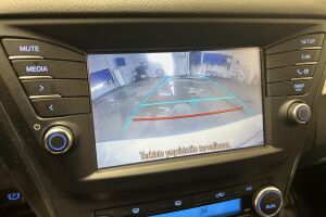 Toyota Avensis esikatselu 20