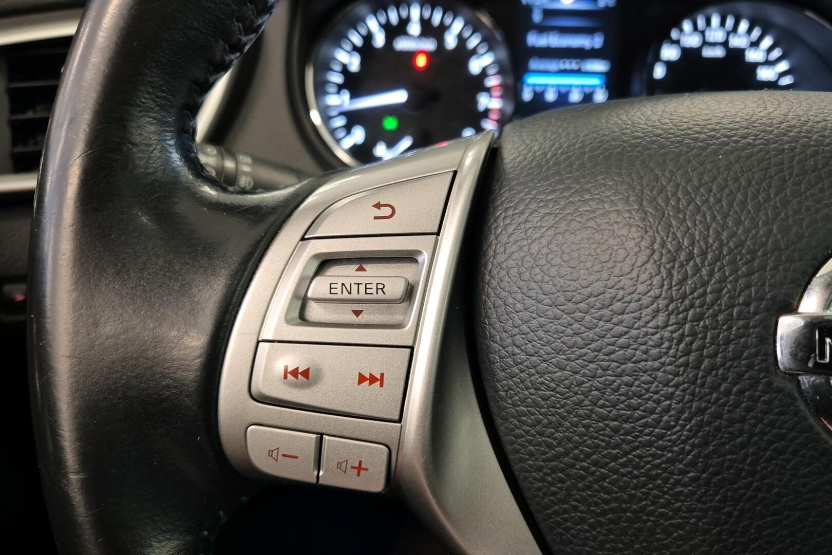 Nissan Qashqai iso kuva 19