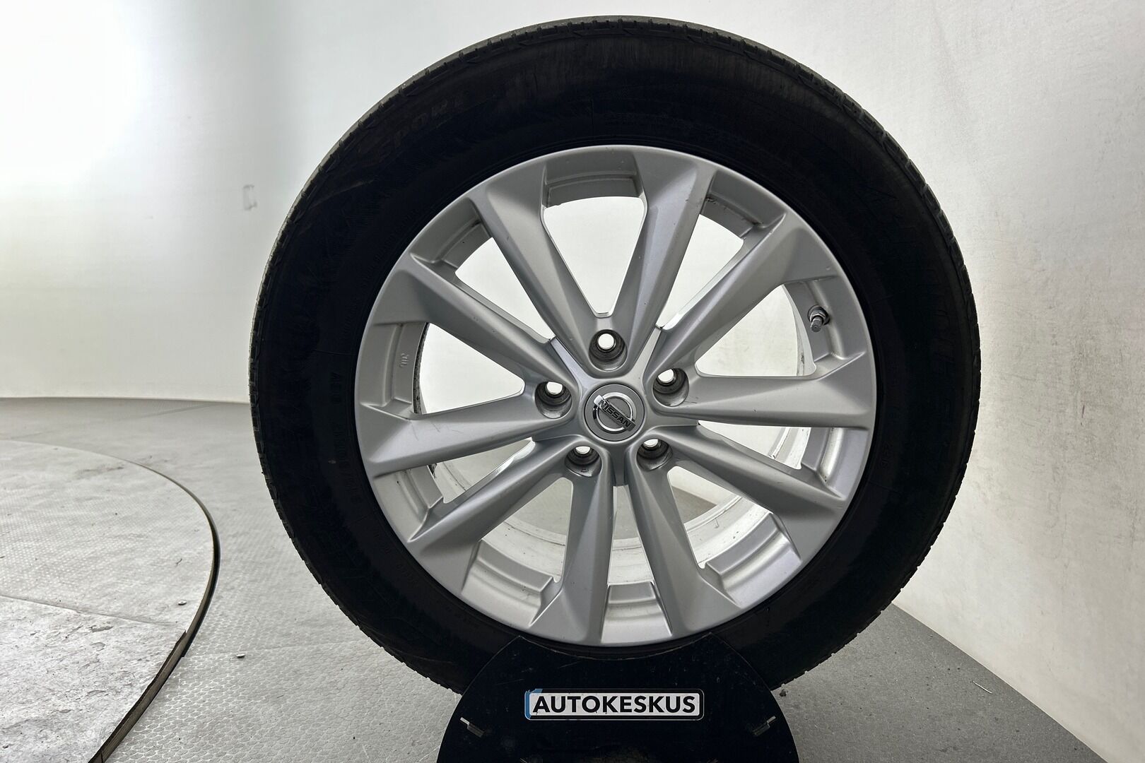 Nissan Qashqai iso kuva 15