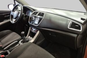 Suzuki SX4 S-Cross esikatselu 5