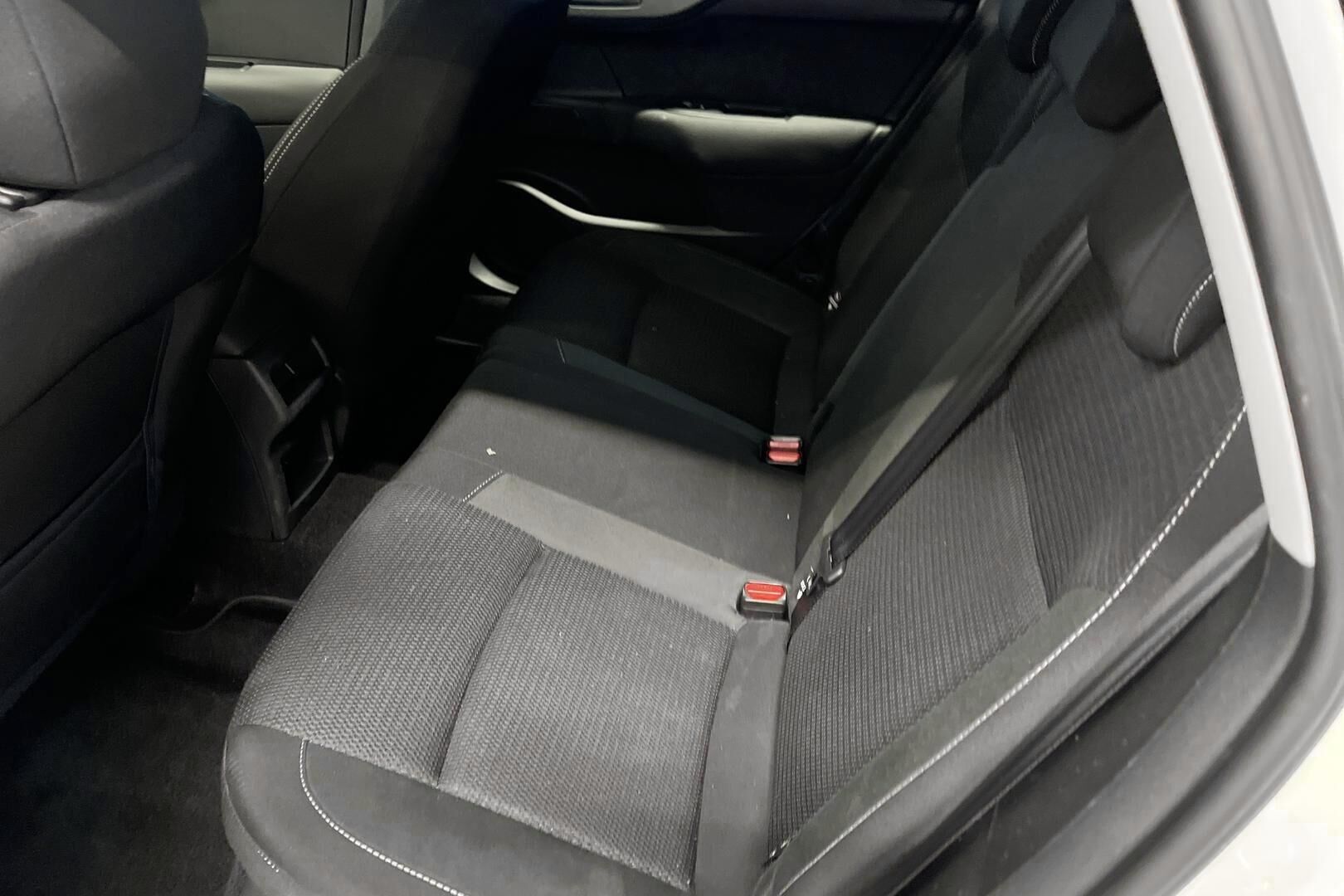 Citroen C4 iso kuva 10