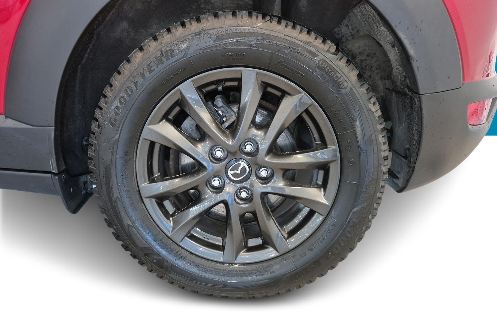 Mazda CX-3 iso kuva 13