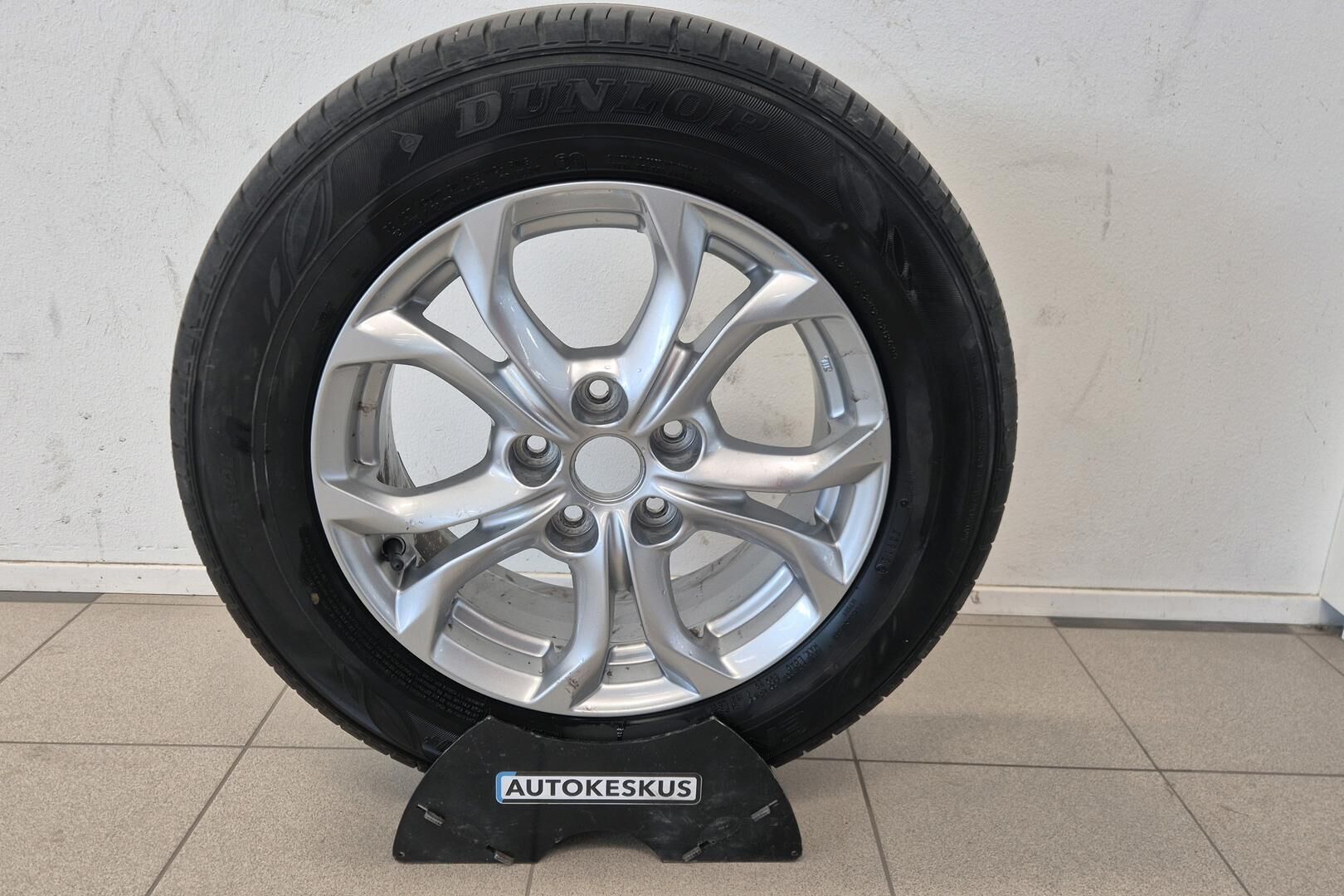 Mazda CX-3 iso kuva 23