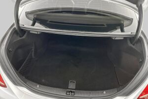 Mercedes-Benz C esikatselu 11