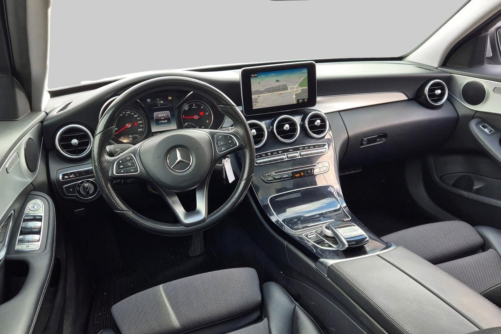 Mercedes-Benz C iso kuva 2