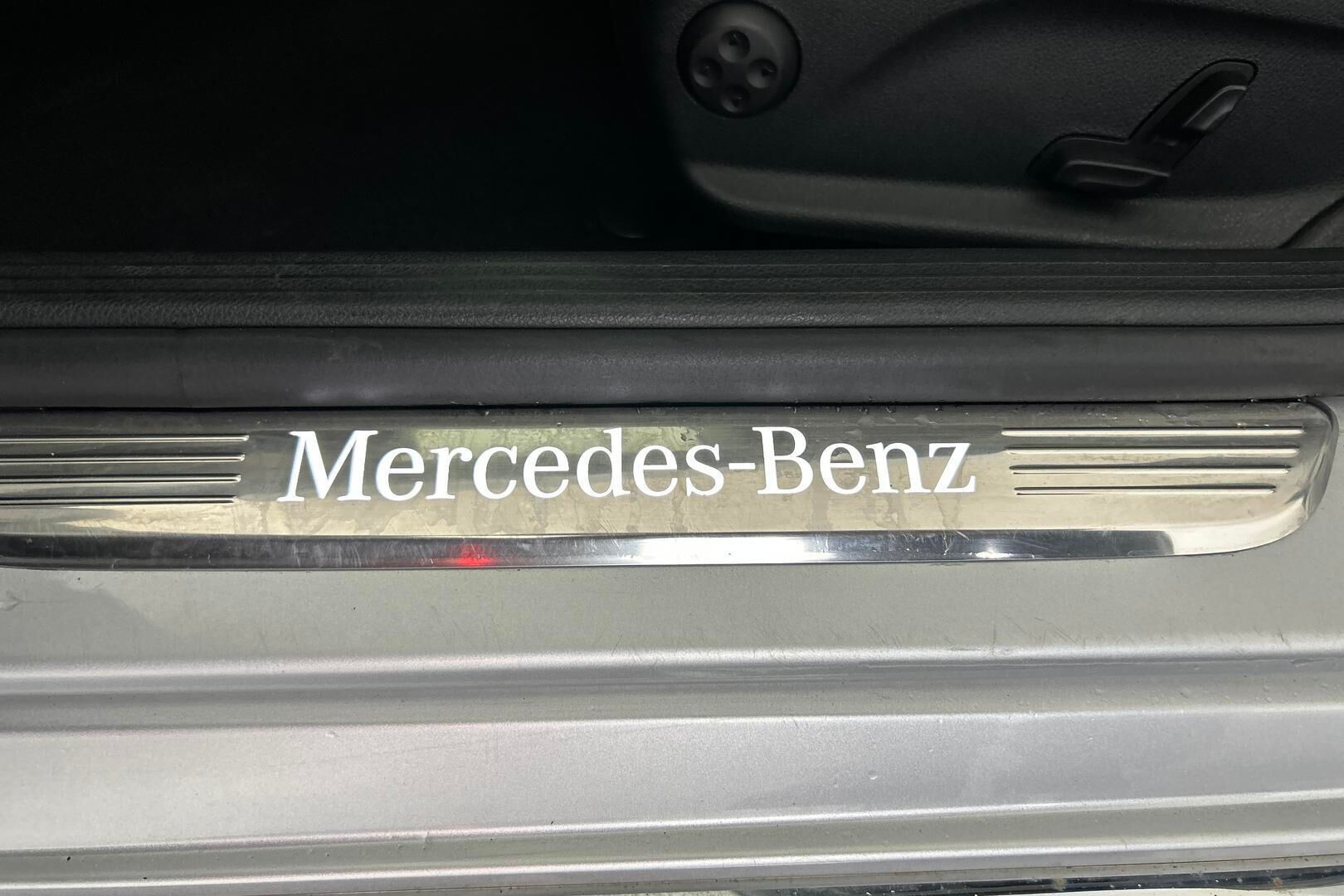 Mercedes-Benz C iso kuva 26