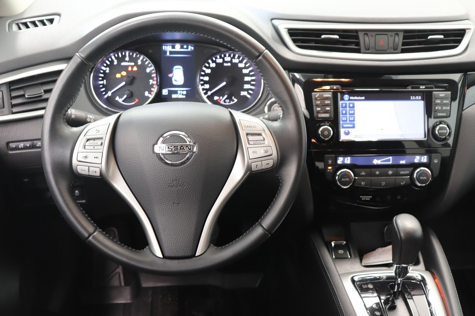 Nissan Qashqai iso kuva 11