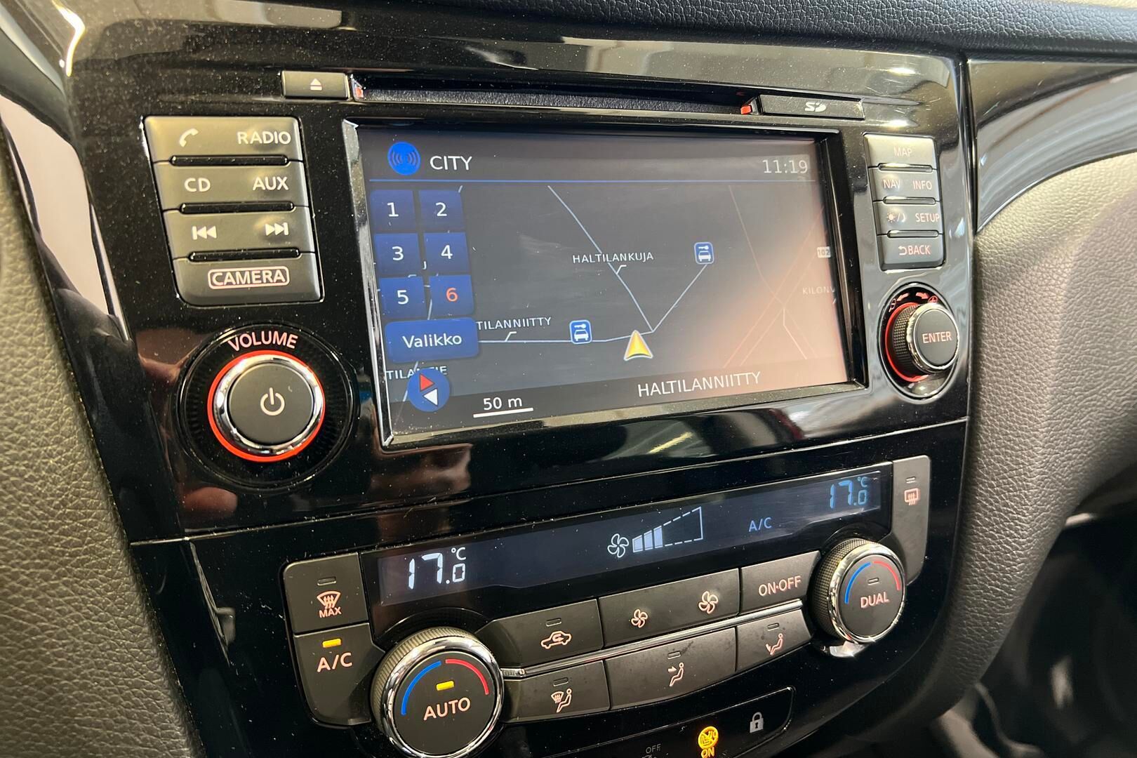 Nissan Qashqai iso kuva 16