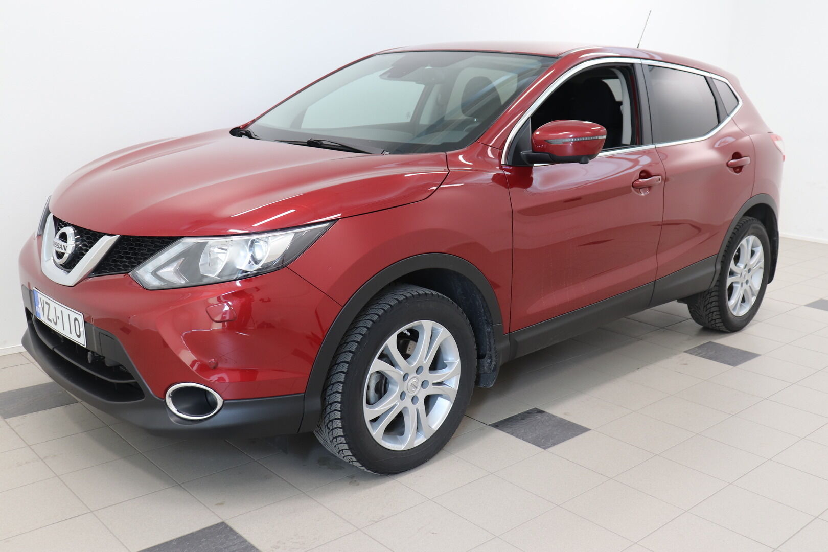 Nissan Qashqai iso kuva 0