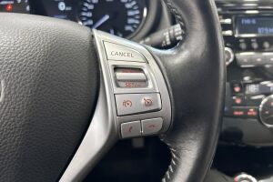 Nissan Pulsar esikatselu 11