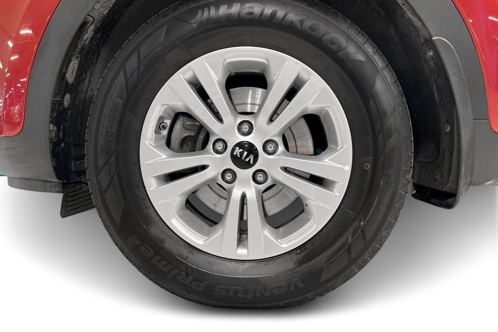 Kia Sportage iso kuva 13