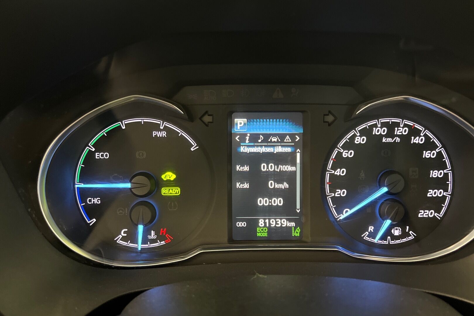 Toyota Yaris iso kuva 11