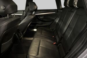 BMW 3-SARJA esikatselu 10