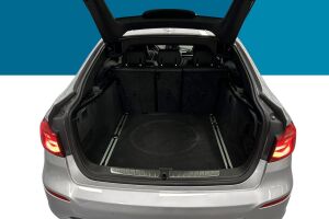 BMW 3-SARJA esikatselu 11