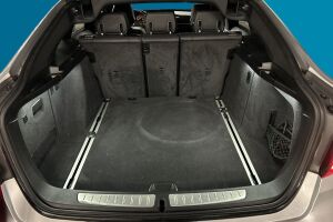 BMW 3-SARJA esikatselu 12