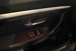 BMW 3-SARJA esikatselu 21