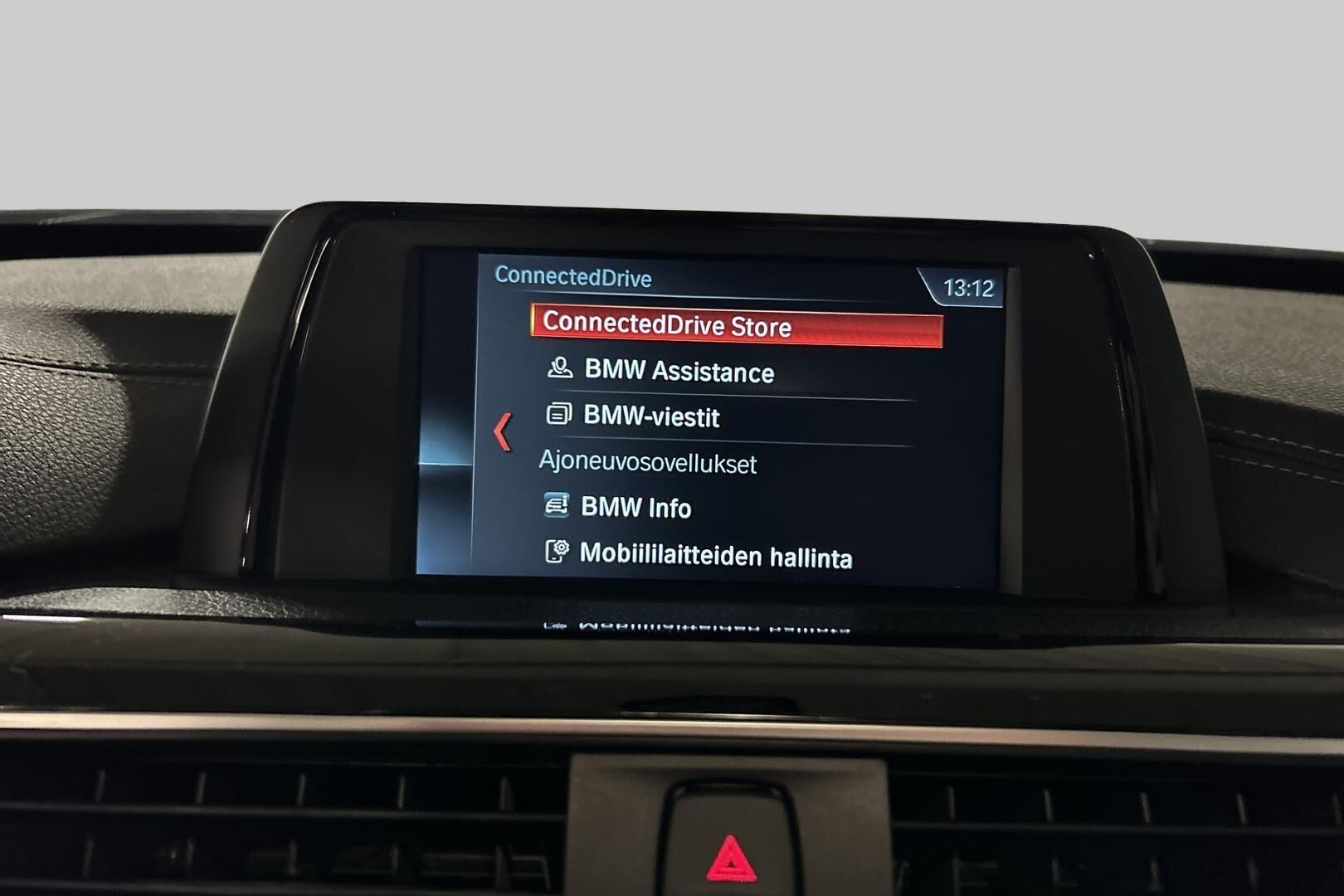 BMW 3-SARJA iso kuva 26