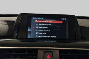 BMW 3-SARJA esikatselu 26