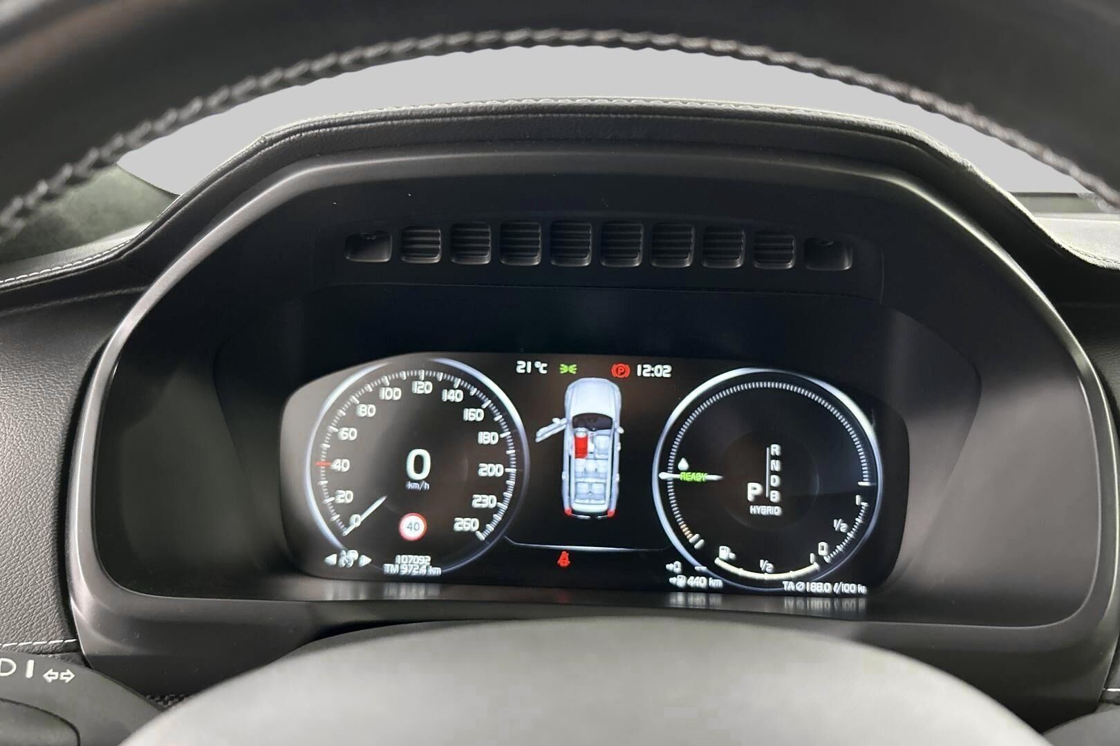 Volvo XC90 iso kuva 18