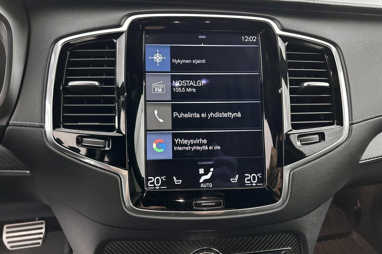 Volvo XC90 iso kuva 19