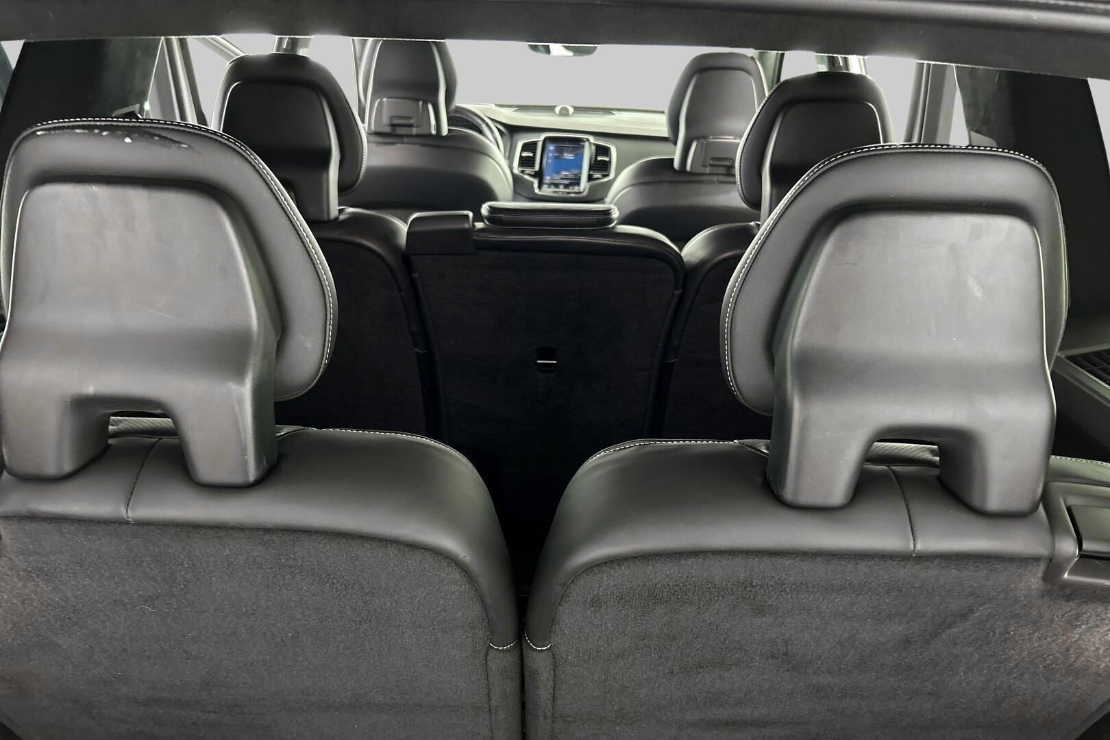 Volvo XC90 iso kuva 30