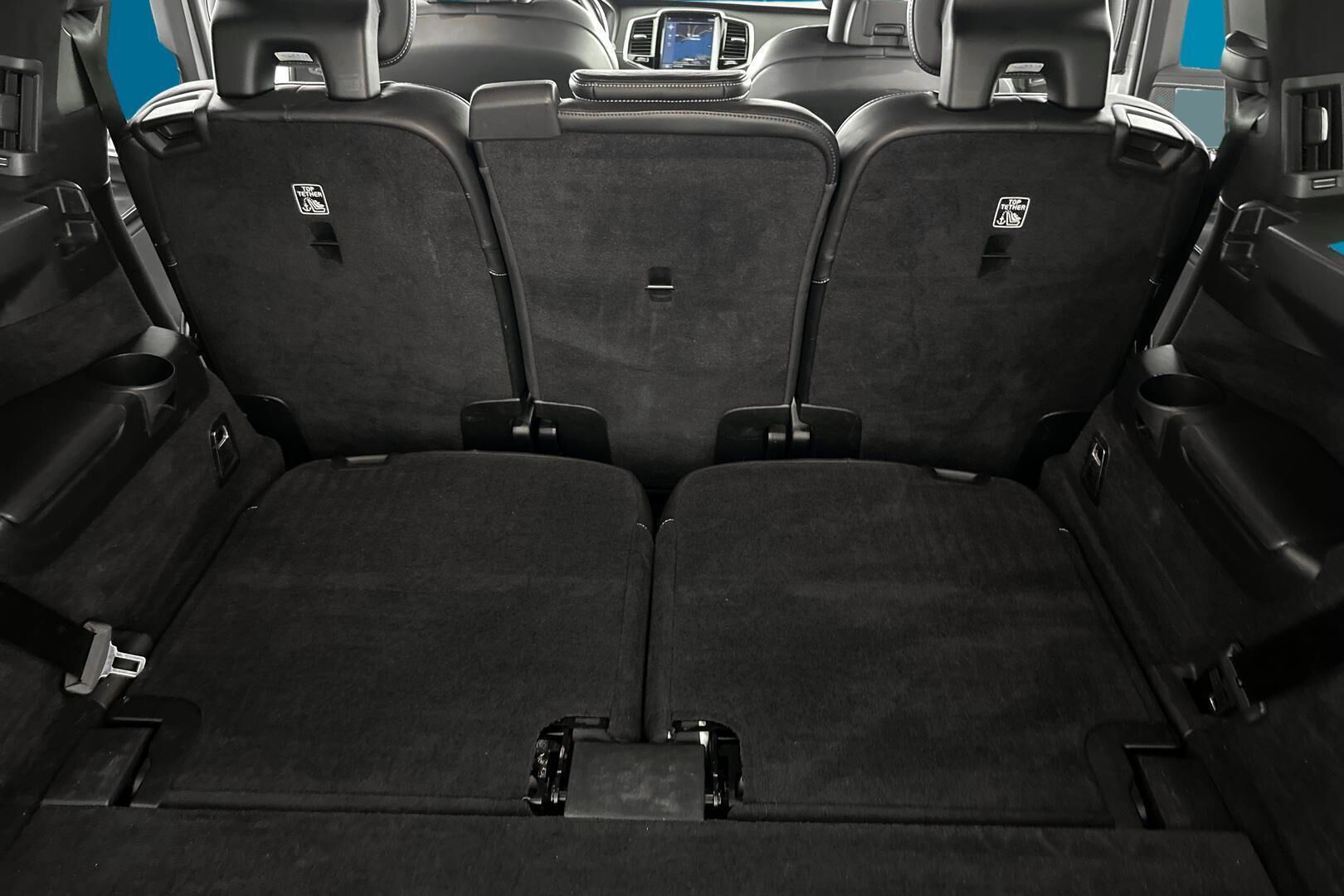Volvo XC90 iso kuva 31