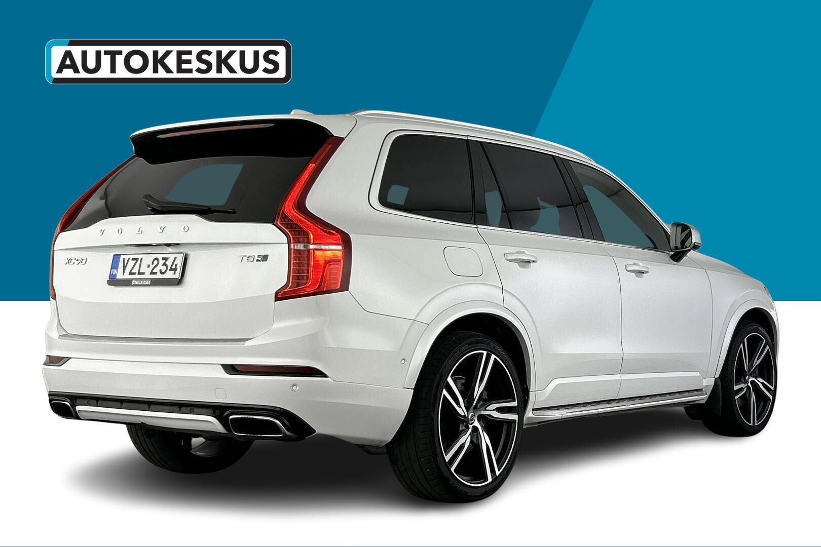 Volvo XC90 iso kuva 6