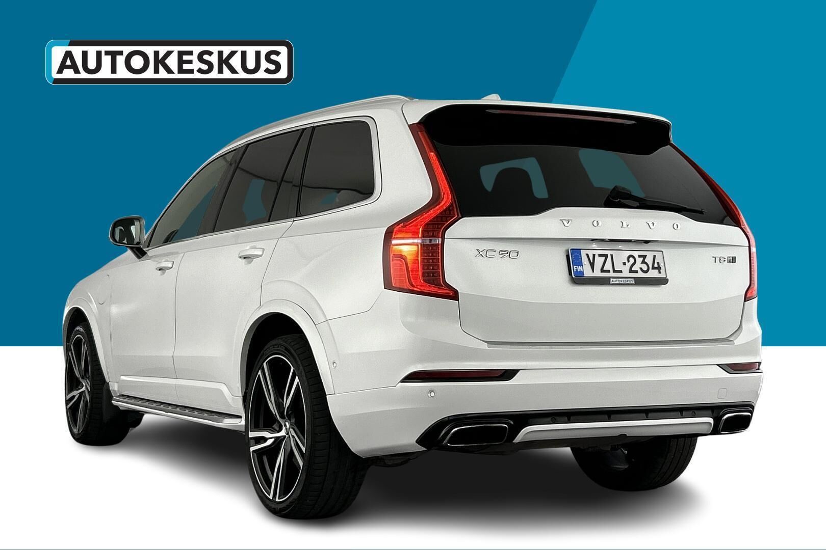 Volvo XC90 iso kuva 8