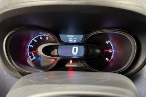 Opel Vivaro esikatselu 17