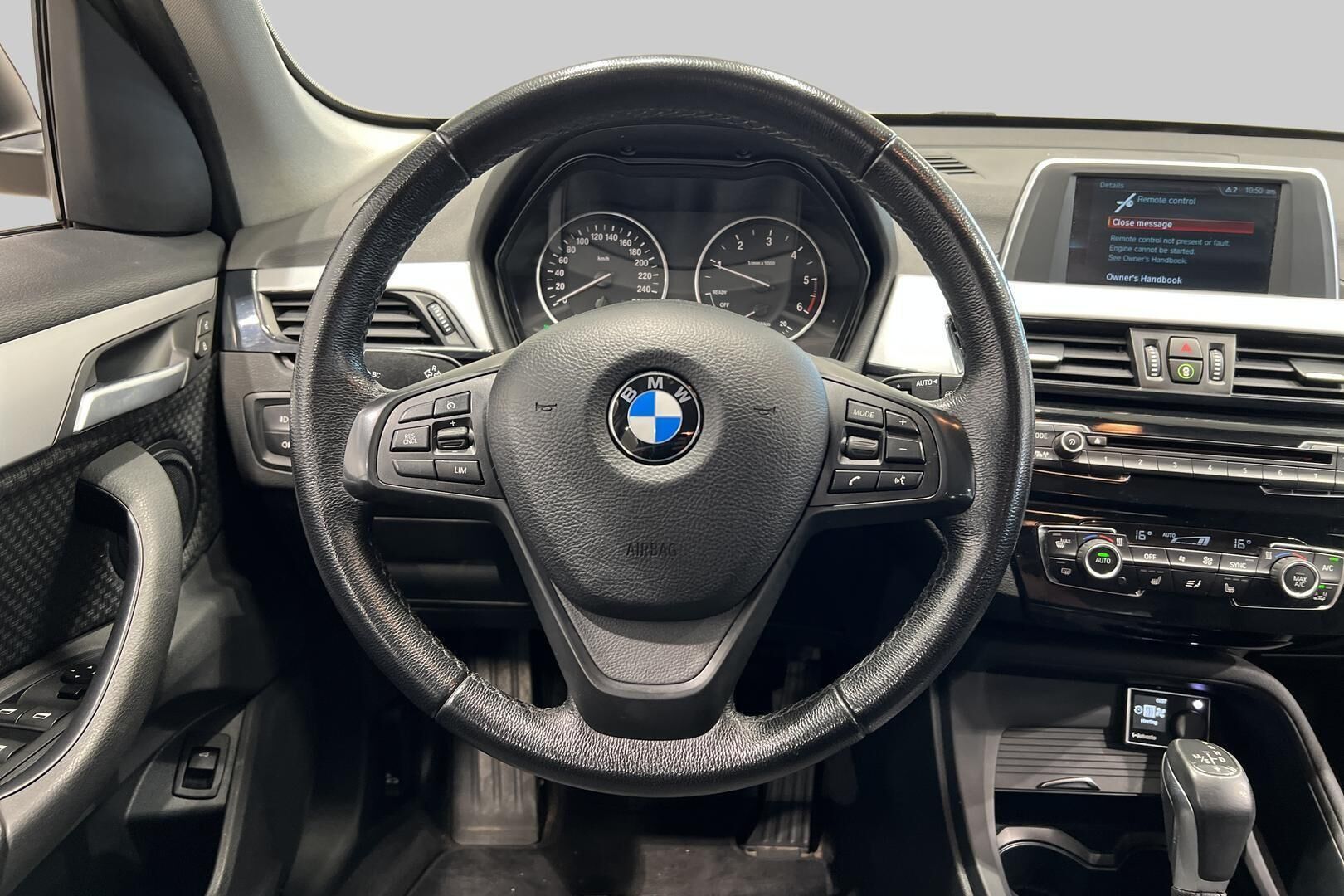 BMW X1 iso kuva 23