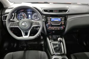 Nissan Qashqai esikatselu 2