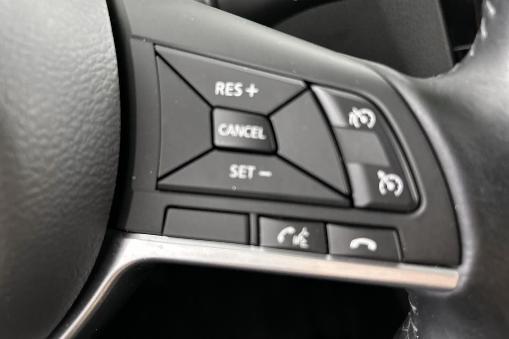 Nissan Qashqai iso kuva 22