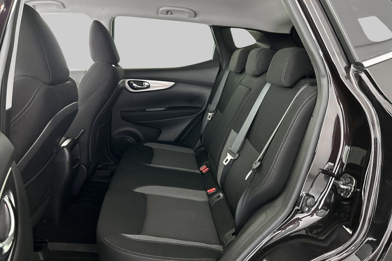 Nissan Qashqai iso kuva 9