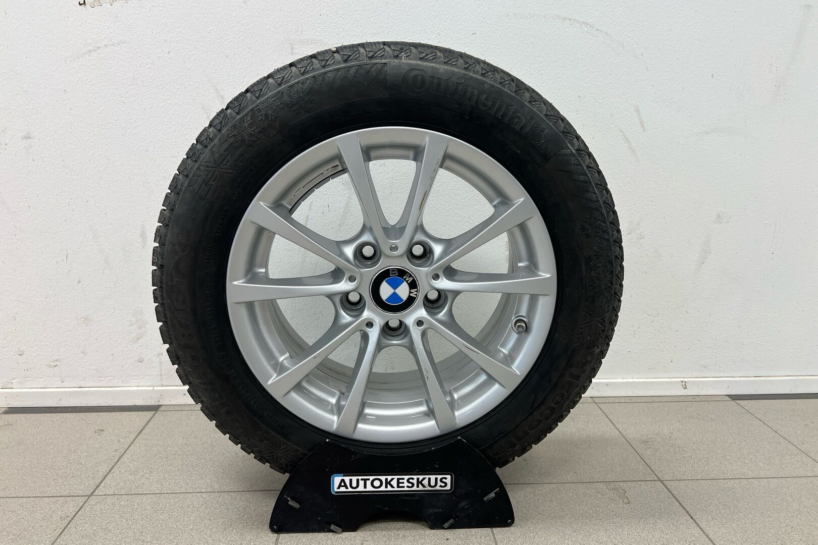 BMW 3-sarja iso kuva 19