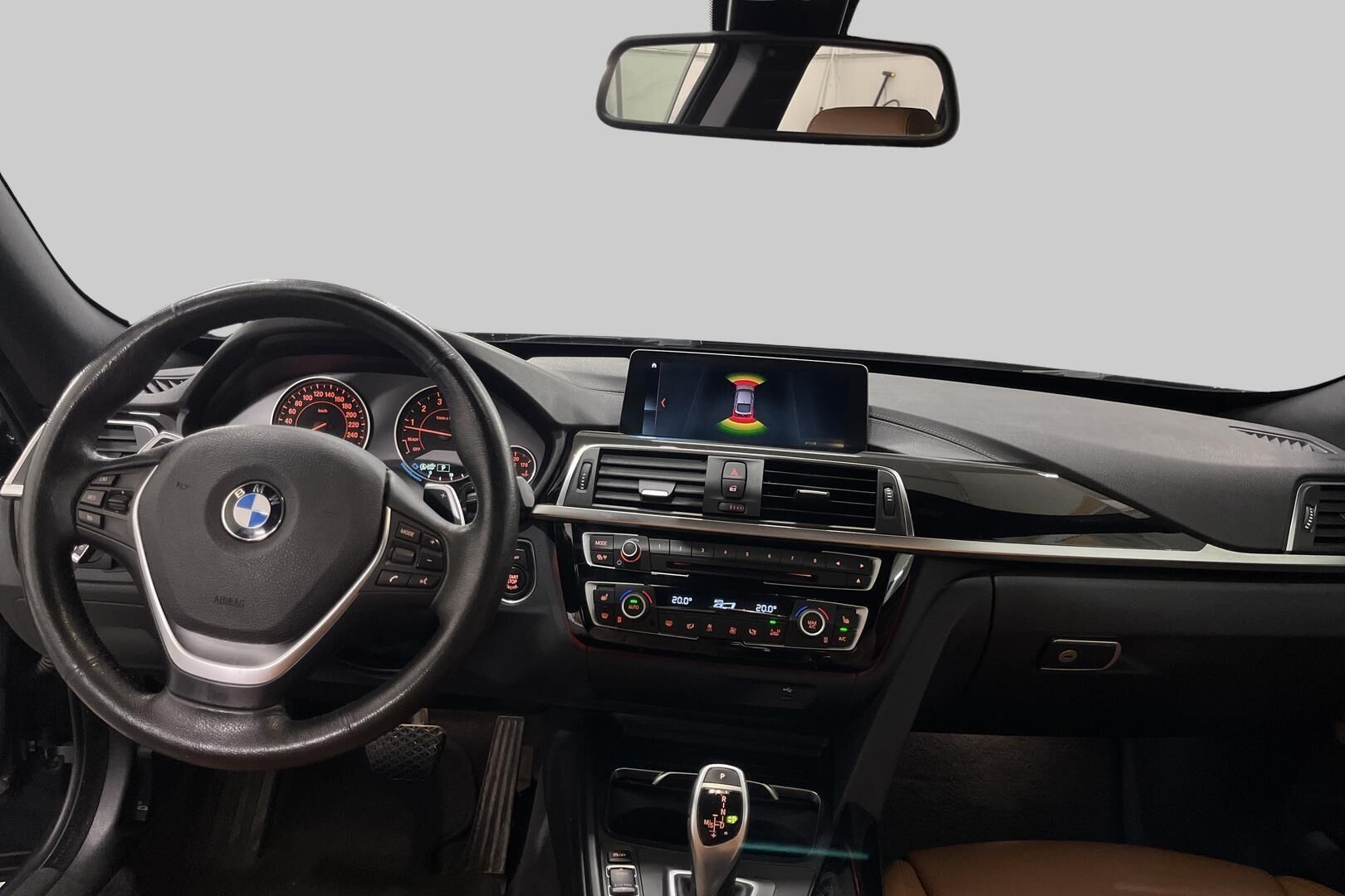 BMW 3-sarja iso kuva 11