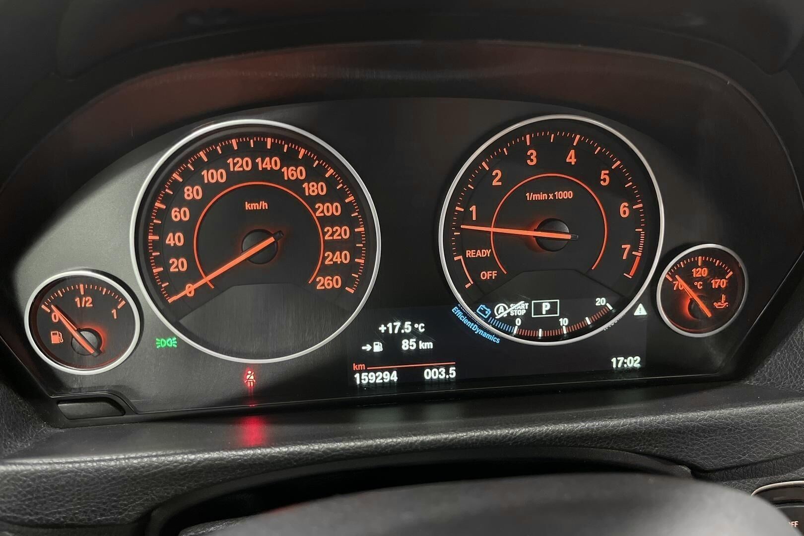 BMW 3-sarja iso kuva 14