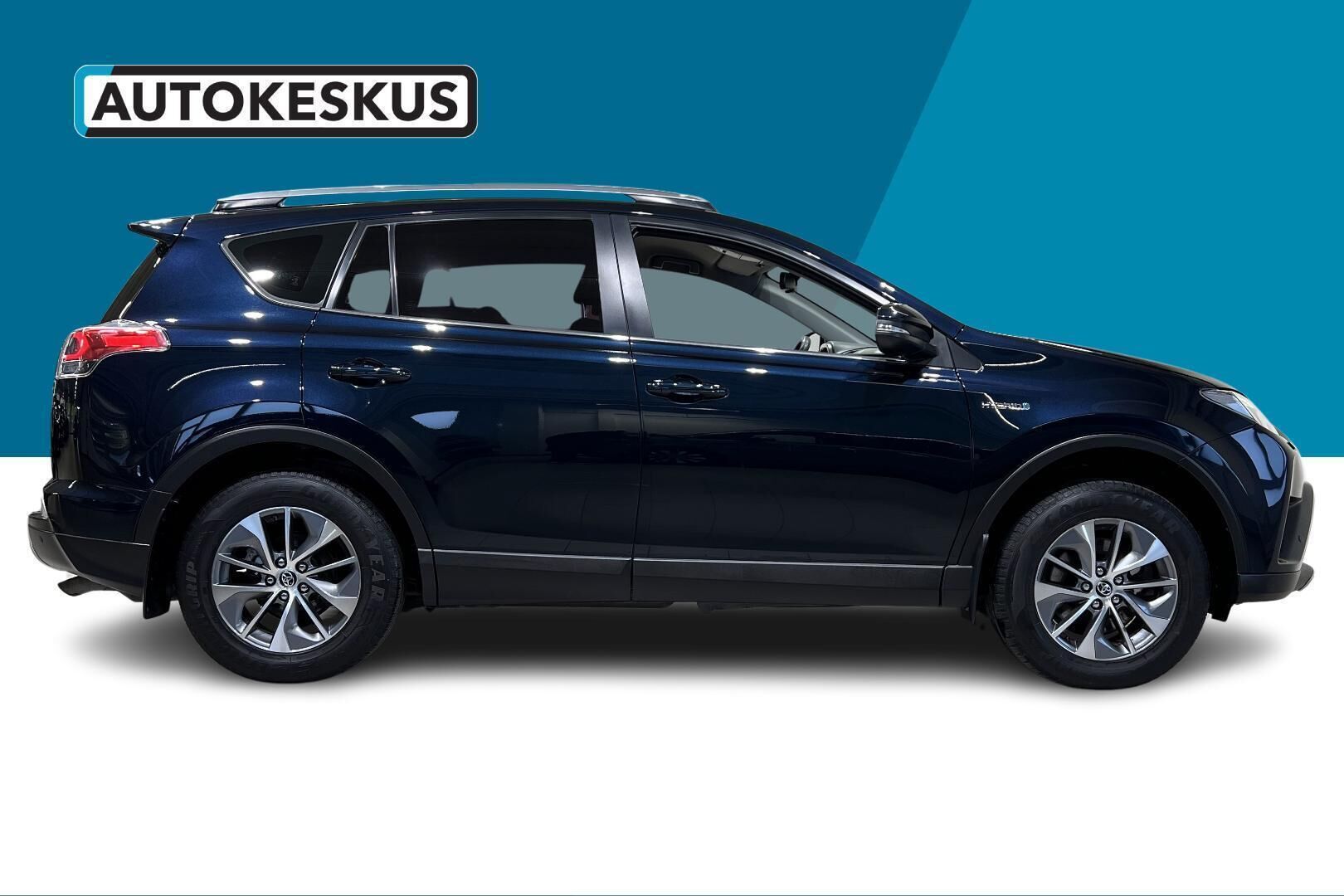 Toyota RAV4 iso kuva 15