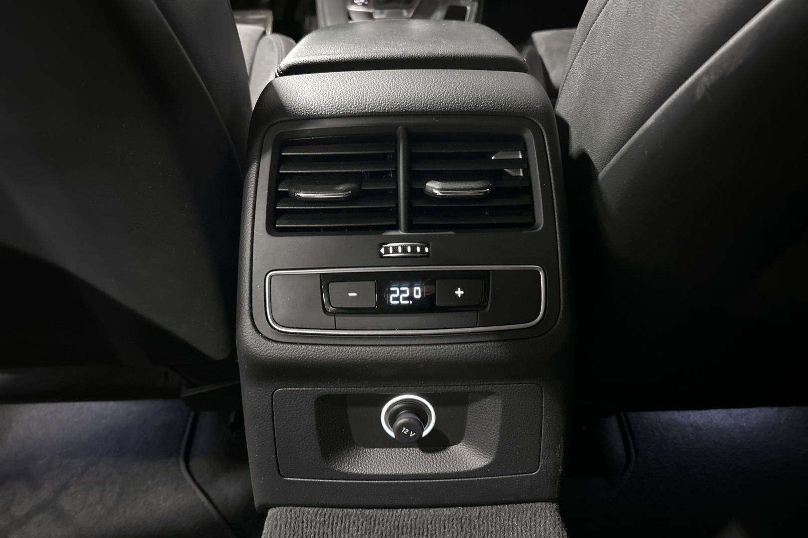 Audi A4 allroad iso kuva 14