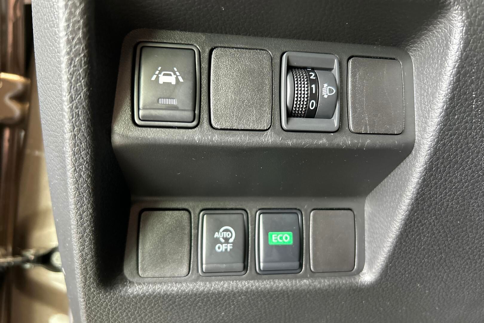 Nissan Qashqai iso kuva 28