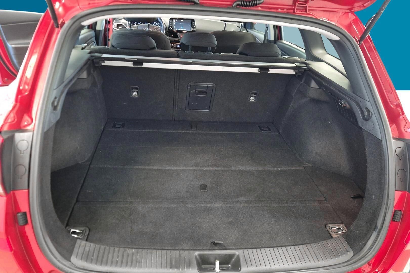 Hyundai i30 Wagon iso kuva 12