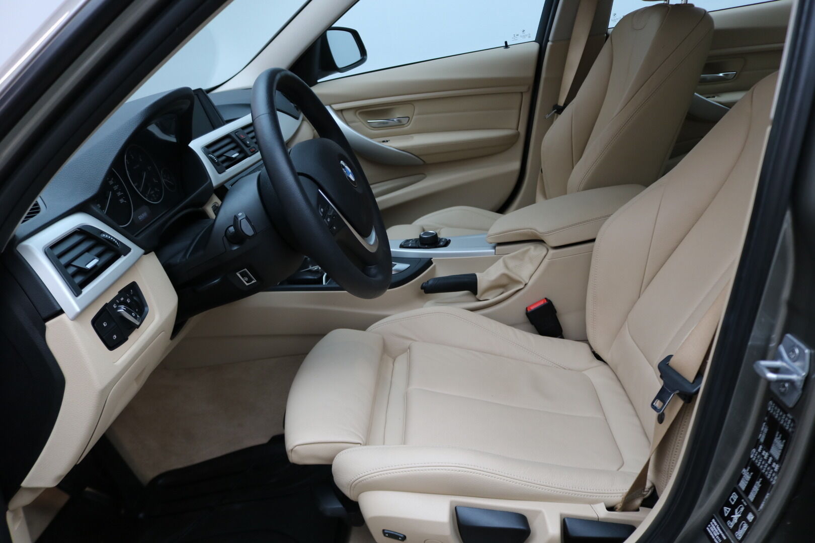 BMW 3-sarja iso kuva 3