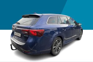 Toyota Avensis esikatselu 3