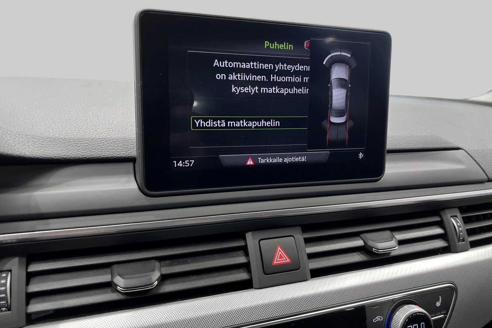 Audi A4 iso kuva 15