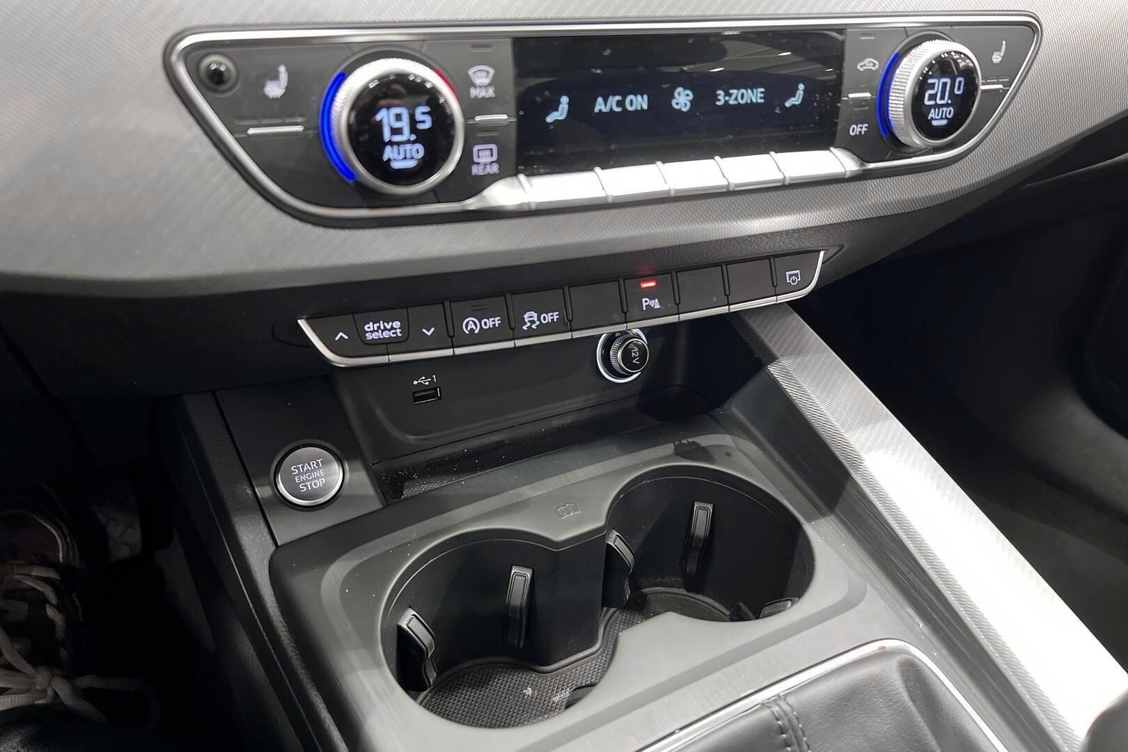 Audi A4 iso kuva 22