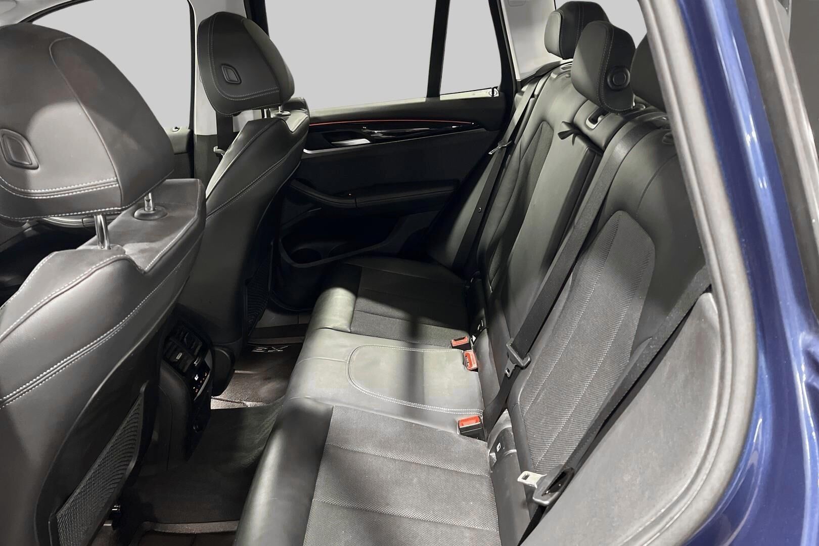 BMW X3 iso kuva 10