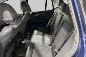 BMW X3 esikatselu 10