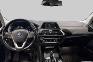 BMW X3 esikatselu 11