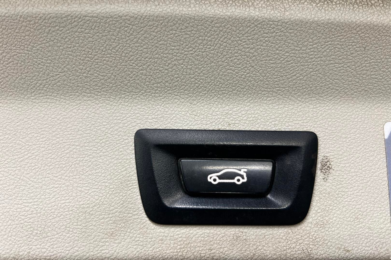 BMW X3 iso kuva 14