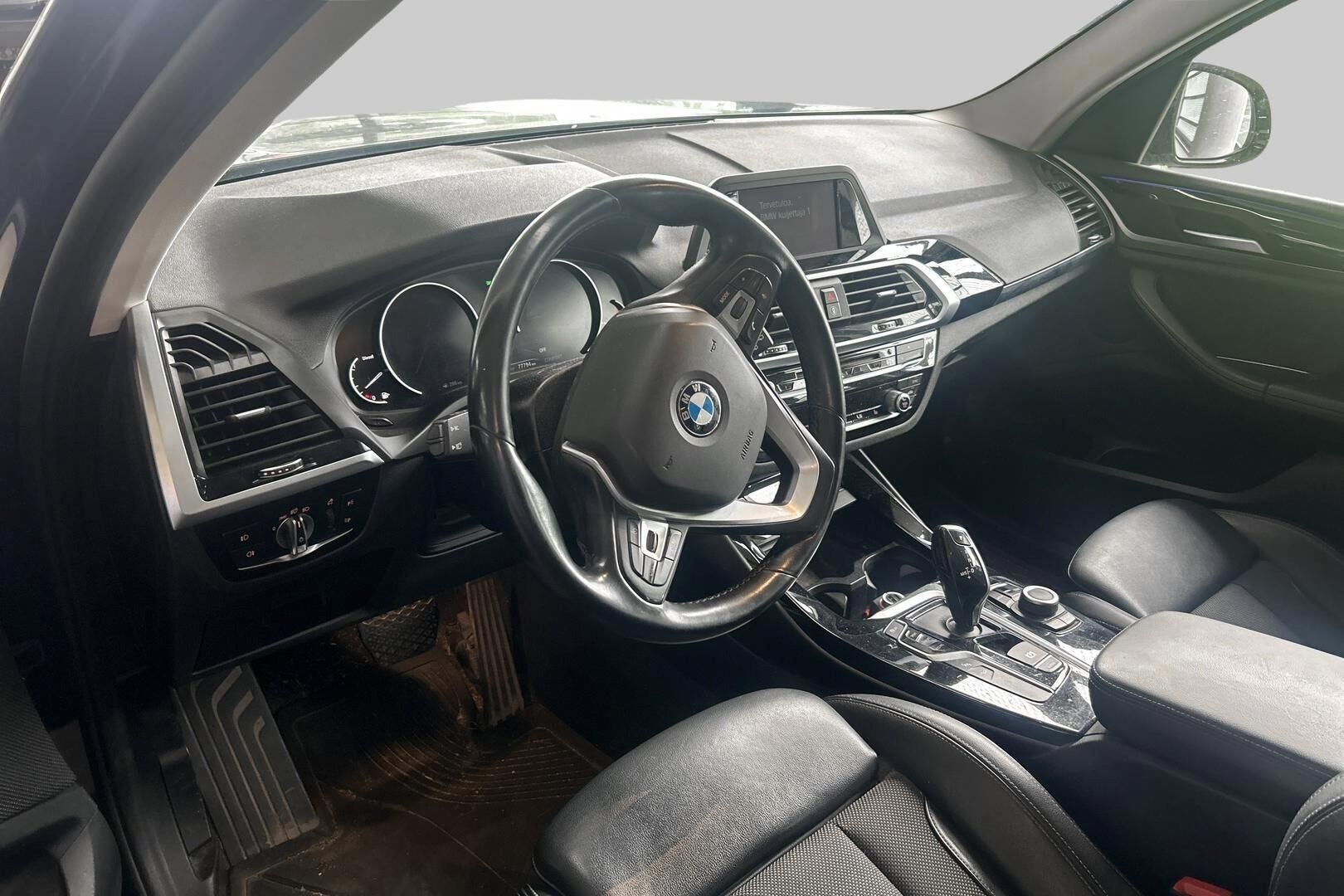 BMW X3 iso kuva 2