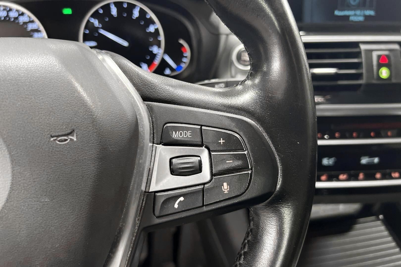 BMW X3 iso kuva 21